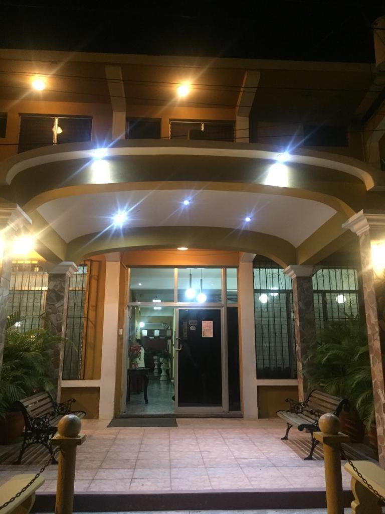 Hotel El Reformador Πουέρτο Μπάριος Εξωτερικό φωτογραφία